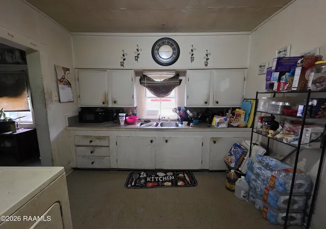 Photo 2 of Single family home for sale at 347 Macarthur Dr, Sunset, LA 70584 | MLS# 2600005797 | Listing updated on 2026-08-25