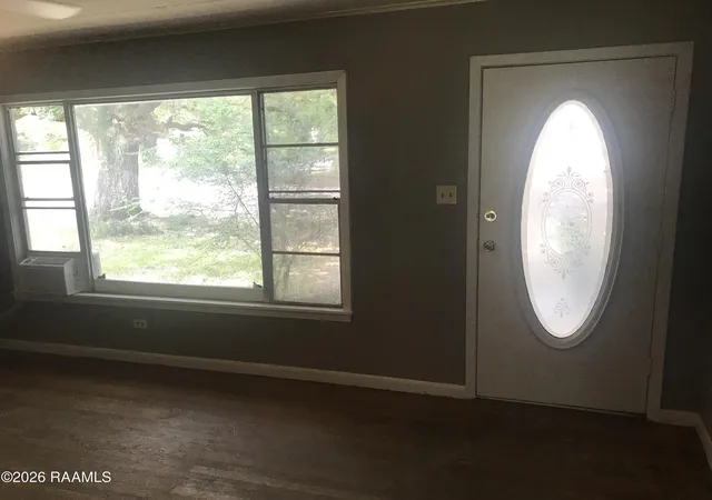 Photo 3 of Single family home for sale at 531 Pecan St, Saint Martinville, LA 70582 | MLS# 2600007275 | Listing updated on 2026-08-11