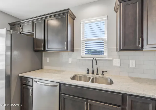 5th image of 101 Sandstone Ave, Scott, LA 70583 | MLS# 2600003658