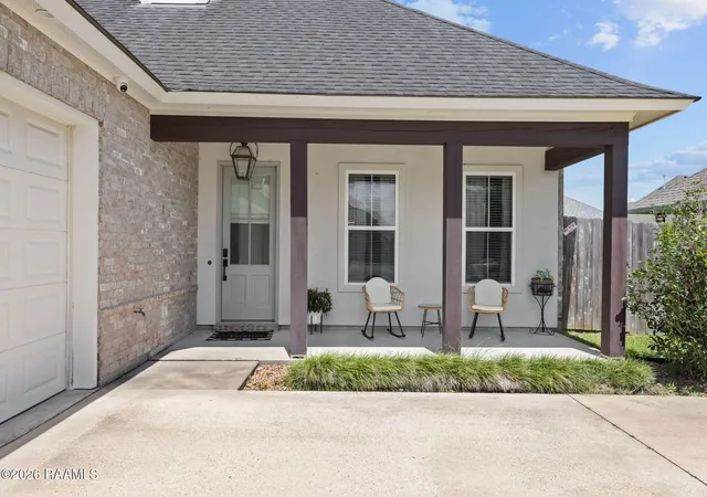 3rd image of 117 Harton Rd, Youngsville, LA 70592 | MLS# 2600005575