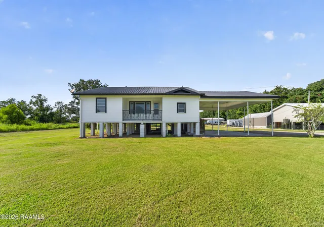 Photo 1 of Single family home for sale at 413 E Veterans Memorial Dr, Erath, LA 70533 | MLS# 2600006978 | Listing updated on 2026-07-30