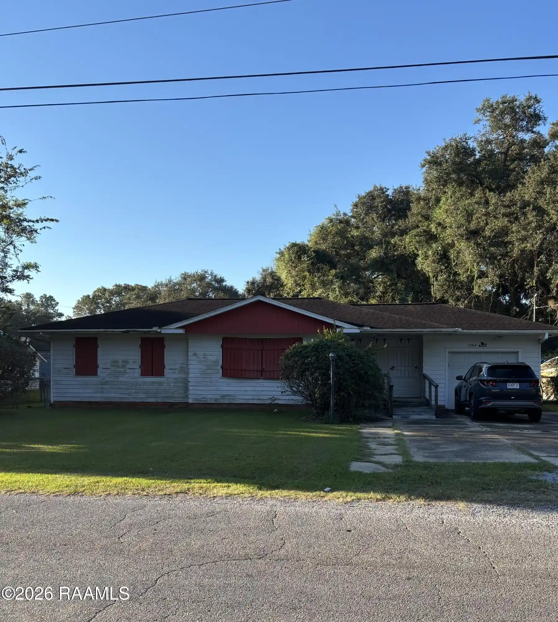 Photo 1 of Single family home for sale at 1304 Maude Ave, Abbeville, LA 70510 | MLS# 2600009946 | Listing updated on 2026-10-22