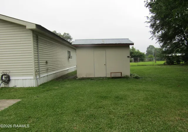 Homes for sale in New Iberia, LA | 2309 Louisiana Dr, New Iberia, LA 70560 | MLS# 2600003932