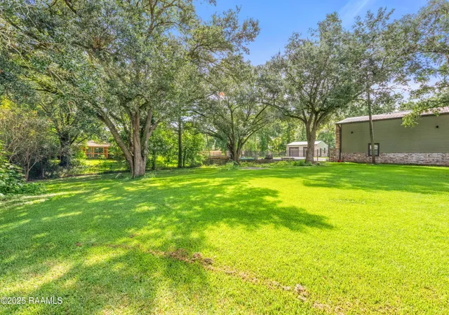 2nd image of 237 Aline Dr, Breaux Bridge, LA 70517 | MLS# 2500001579