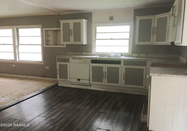 Homes for sale in New Iberia, LA | 700 Compton St, New Iberia, LA 70560 | MLS# 2600006216