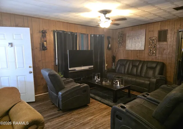 Photo 3 of Single family home for sale at 403 Dale St, Lafayette, LA 70501 | MLS# 2600007561 | Listing updated on 2026-08-14