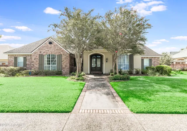 1st image of 102 Bear Creek Ct, Broussard, LA 70518 | MLS# 2600006714