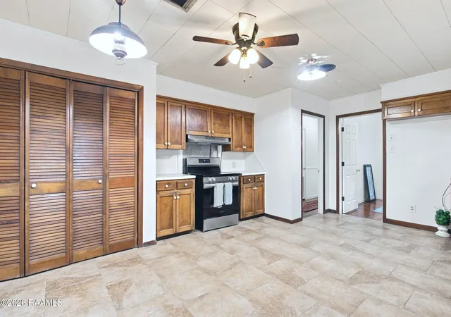 Photo 4 of Single family home for sale at 102 Choctaw Rd, Lafayette, LA 70501 | MLS# 2600007014 | Listing updated on 2026-09-21