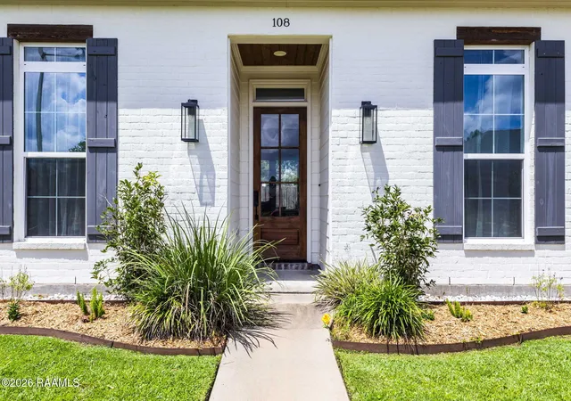 Photo 3 of Single family home for sale at 108 Sanctuary Ln, Lafayette, LA 70503 | MLS# 2600004706 | Listing updated on 2026-09-08