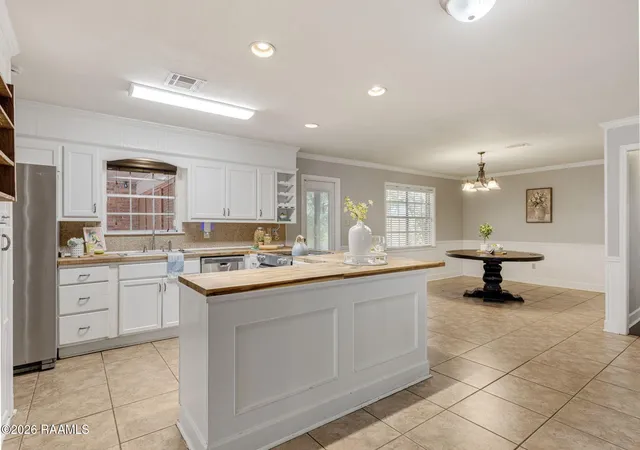 3rd image of 309 Cornelius Dr, Lafayette, LA 70508 | MLS# 2600006845