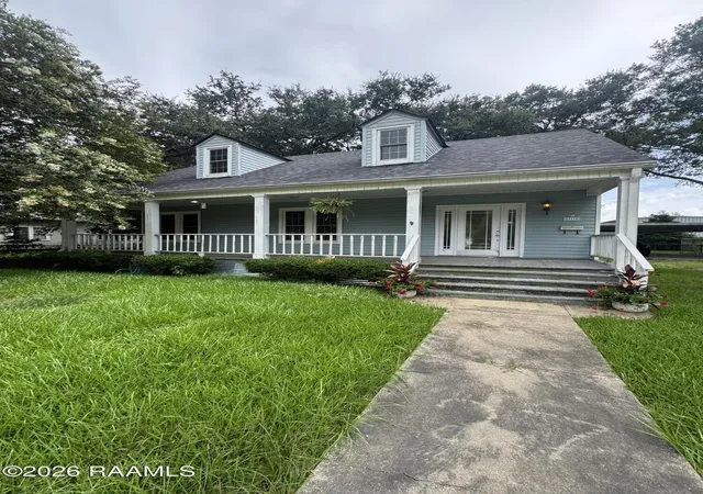 Photo 1 of Single family home for sale at 610 E Washington St, Ville Platte, LA 70586 | MLS# 2600006550 | Listing updated on 2026-09-04
