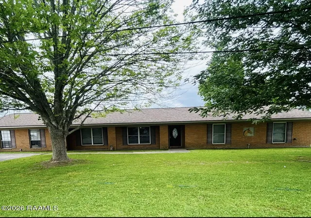 2nd image of 2116 Carmel Dr, Lafayette, LA 70501 | MLS# 2600003956