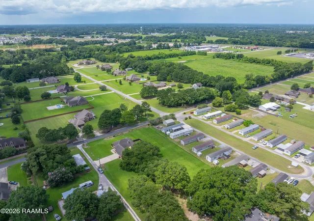 8th image of 103 Milwal Ln, Carencro, LA 70520 | MLS# 2600006451