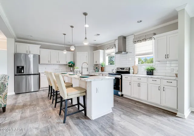Photo 3 of Single family home for sale at 155 Oak Manor Rd, Rayne, LA 70578 | MLS# 2600006577 | Listing updated on 2026-08-06