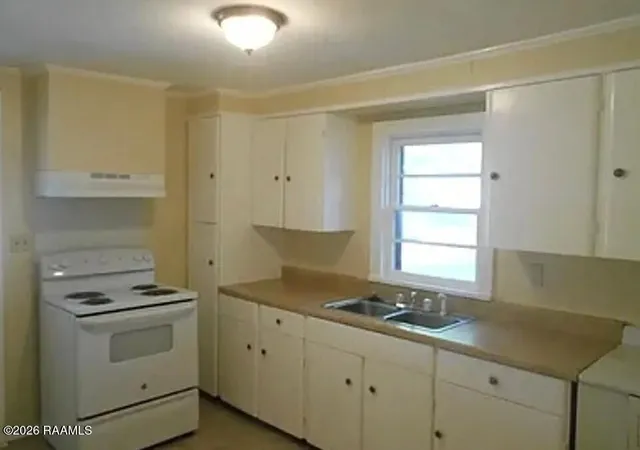 14th image of 902 Domingue St, Scott, LA 70583 | MLS# 2600006596