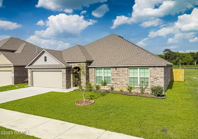 Photo 3 of Single family home for sale at 104 Grace View Dr, Lafayette, LA 70506 | MLS# 2600007545 | Listing updated on 2026-09-16