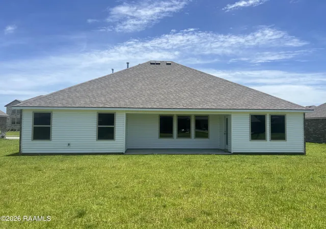 Homes for sale in Breaux Bridge, LA | 645 Griffiths Ct, Breaux Bridge, LA 70517 | MLS# 2600001453