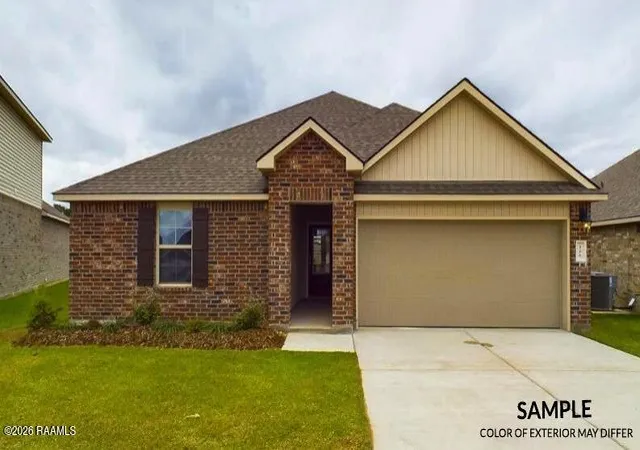 Photo 2 of Sale Pending at 215 Eagle Hts Dr, Duson, LA 70529 | MLS# 2600006962 | Listing updated on 2026-08-25