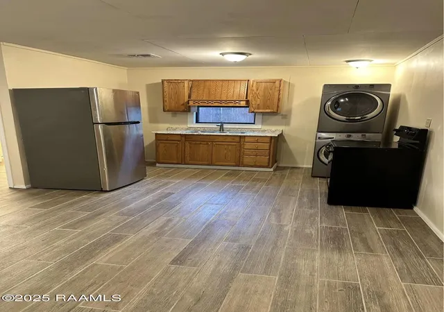 4th image of 1006 Dupuis St, Breaux Bridge, LA 70517 | MLS# 2500004620