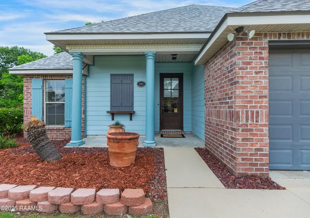 4th image of 101 Spring Lake Cir, Lafayette, LA 70508 | MLS# 2600003595