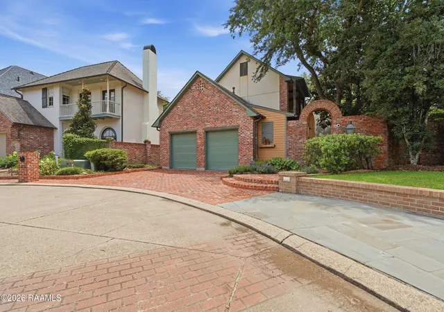 Photo 1 of Single family home for sale at 109 Kings Walk, Lafayette, LA 70503 | MLS# 2600005267 | Listing updated on 2026-09-09
