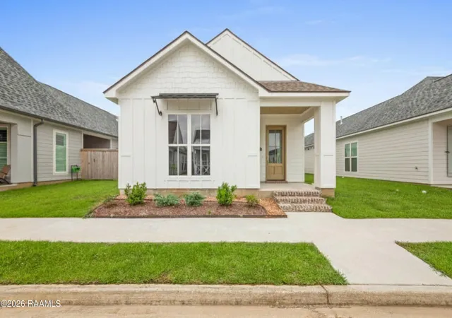 Homes for sale in Lafayette, LA | 115 Lenova Ln, Lafayette, LA 70507 | MLS# 2500005393