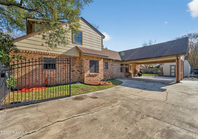 Photo 4 of Single family home for sale at 116 Warwicke Dr, Lafayette, LA 70508 | MLS# 2600001222 | Listing updated on 2026-09-01