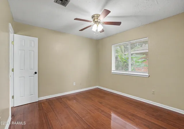 Photo 4 of Single family home for sale at 332 Guidry Rd, Lafayette, LA 70503 | MLS# 2600005120 | Listing updated on 2026-09-11