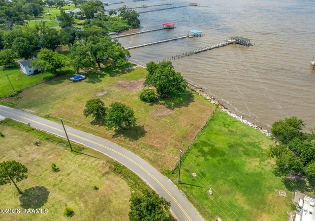 Homes for sale in Lake Charles, LA | 381 Miguel St, Lake Charles, LA 70607 | MLS# 2600006240