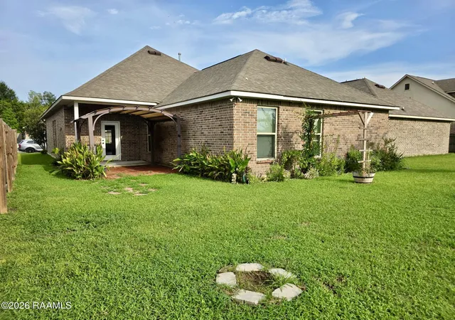 14th image of 412 Berg Ct, Youngsville, LA 70592 | MLS# 2600007323