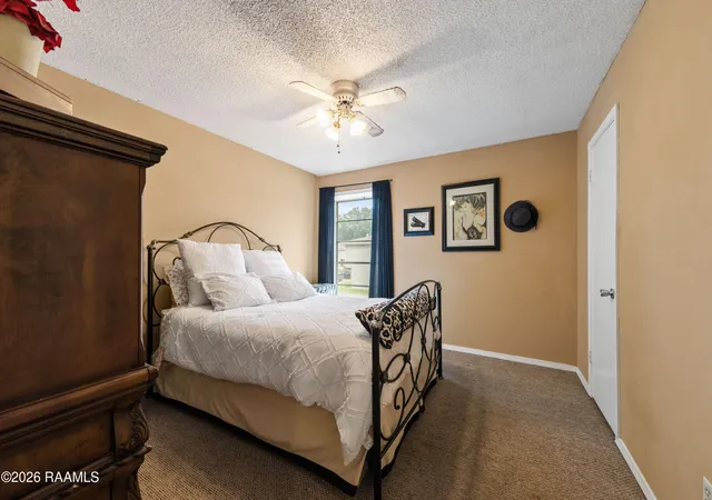 2nd image of 201 High Mdws Blvd, Lafayette, LA 70507