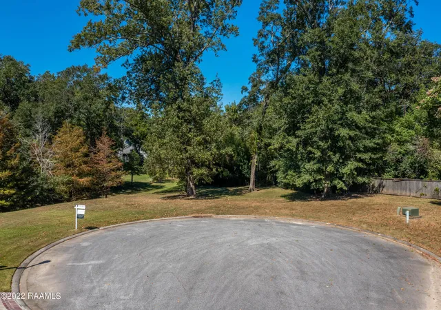 Photo 3 of Land for sale at 204 Park Ridge Ln, Lafayette, LA 70503 | MLS# 22009699 | Listing updated on 2026-07-13