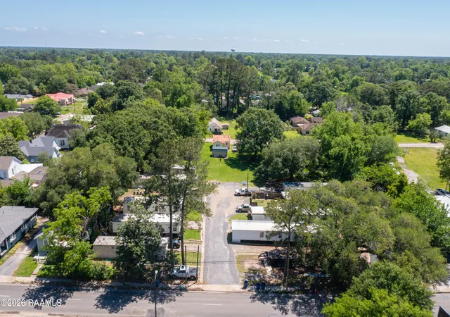 3rd image of 229 W Vine, Opelousas, LA 70570 | MLS# 2600004129