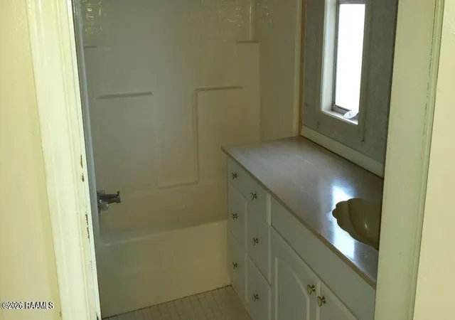 4th image of 102 Della St, Lafayette, LA 70501