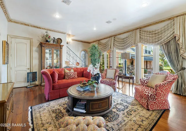 Photo 3 of Sale Pending at 107 Western Ln, Lafayette, LA 70507 | MLS# 2600002535 | Listing updated on 2026-09-07