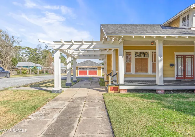 3rd image of 420 Berard St, Breaux Bridge, LA 70517 | MLS# 2600000117