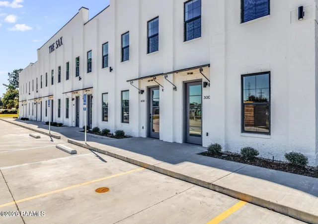 Homes for sale in Broussard, LA | 711 E Main St #900, Broussard, LA 70518 | MLS# 2600005471