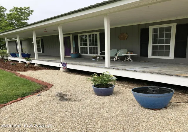 Homes for sale in Youngsville, LA | 8718 Harry Dr, Youngsville, LA 70592 | MLS# 2600004068