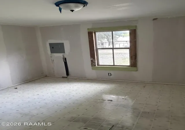 Photo 4 of Single family home for sale at 510 Felix St, Jeanerette, LA 70544 | MLS# 2600007525 | Listing updated on 2026-08-13
