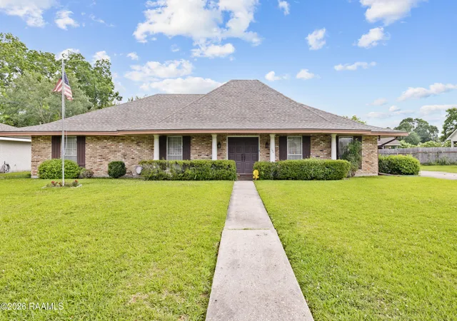 1st image of 104 Crestline Dr, Lafayette, LA 70507 | MLS# 2600004636