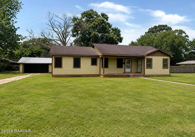 1st image of 605 N East St, Abbeville, LA 70510 | MLS# 2600007783