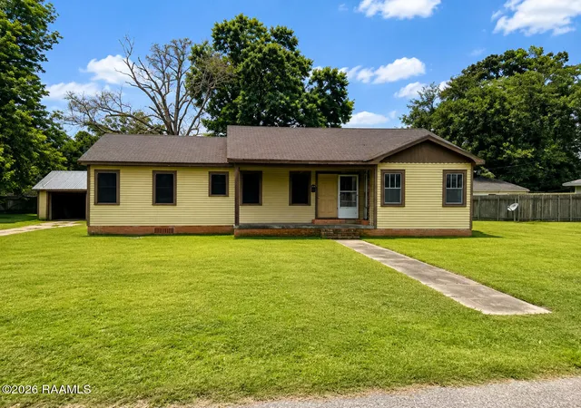Photo 4 of Sale Pending at 605 N East St, Abbeville, LA 70510 | MLS# 2600007783 | Listing updated on 2026-10-09