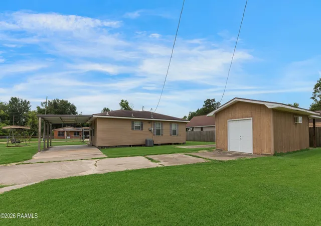 Photo 22 of Single family home for sale at 302 Weldon St, New Iberia, LA 70560 | MLS# 2600005029 | Listing updated on 2026-07-14