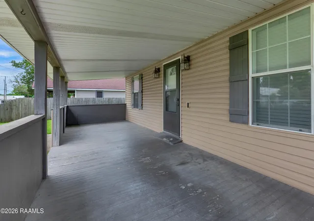 Photo 3 of Single family home for sale at 302 Weldon St, New Iberia, LA 70560 | MLS# 2600005029 | Listing updated on 2026-07-14