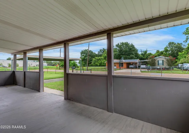Photo 4 of Single family home for sale at 302 Weldon St, New Iberia, LA 70560 | MLS# 2600005029 | Listing updated on 2026-07-14