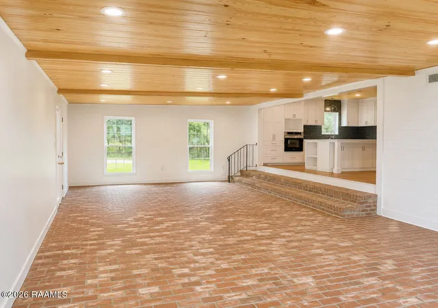 Photo 4 of Single family home for sale at 11111 Chauvin Ave, Kaplan, LA 70548 | MLS# 2600006811 | Listing updated on 2026-08-26