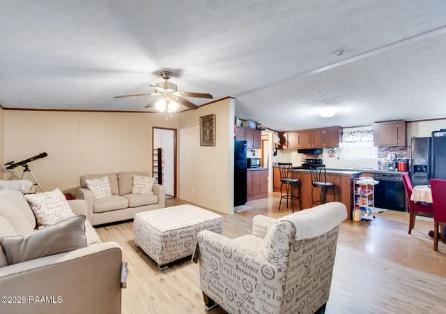 Photo 3 of Manufactured home for sale at 1036 Sugar Crk Rd, Saint Martinville, LA 70582 | MLS# 2600007084 | Listing updated on 2026-09-11
