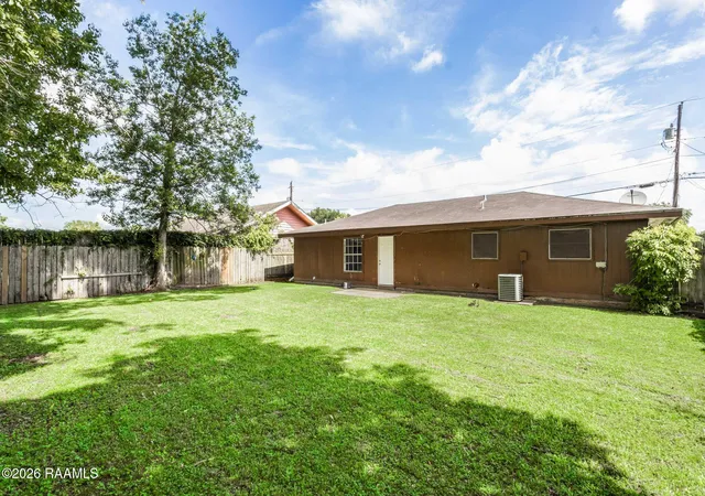 2nd image of 219 Hammond Rd, Lafayette, LA 70501 | MLS# 2600005770