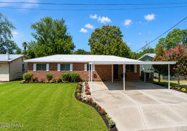 Photo 1 of Single family home for sale at 1604 Wallace St, New Iberia, LA 70560 | MLS# 2600008156 | Listing updated on 2026-08-31