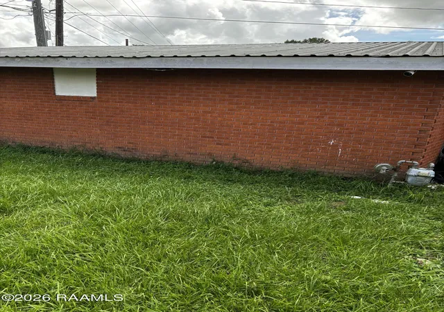 Listing Photo 2 - Condo for sale in building located at 518 E & 520 Martin Luther King Dr, Grand Coteau, LA 70541 - Unit #